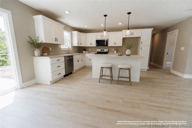 Listing Image 8