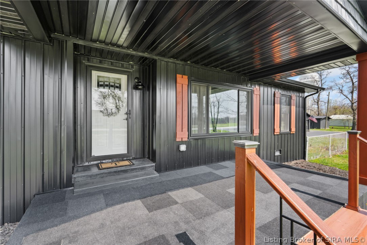 Listing Image 5