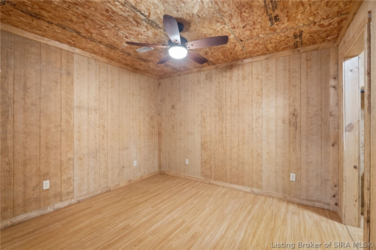 Listing Image 59