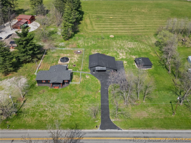 Listing Image 8