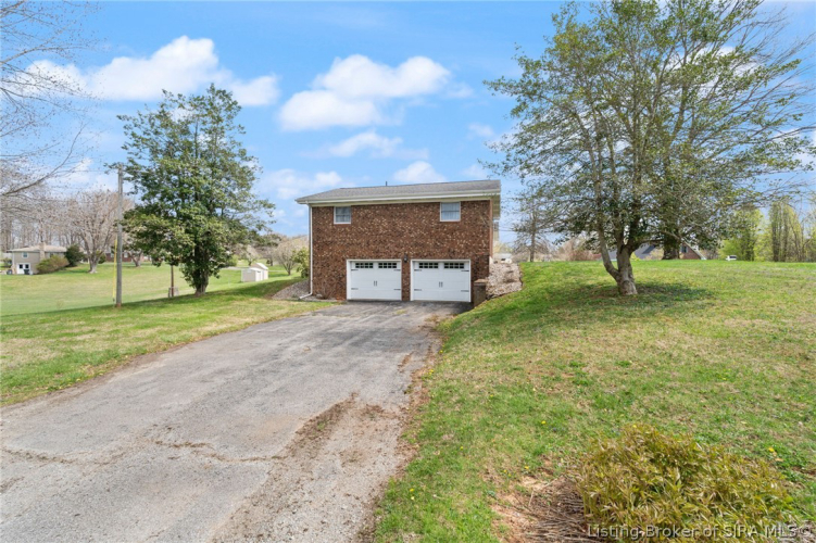 Listing Image 52