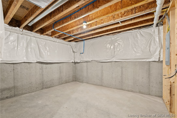 Listing Image 44