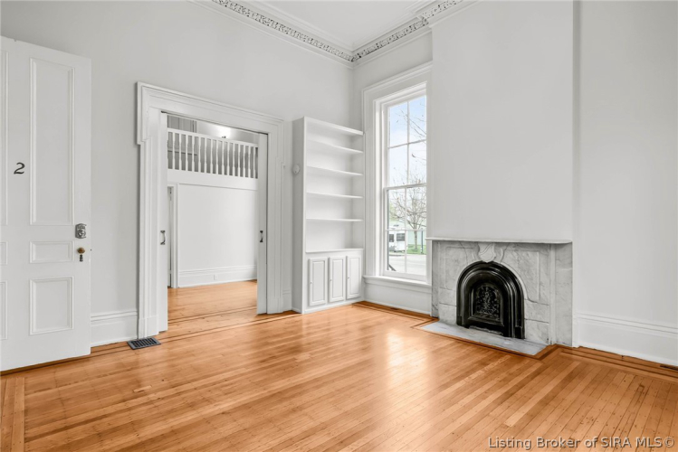 Listing Image 19