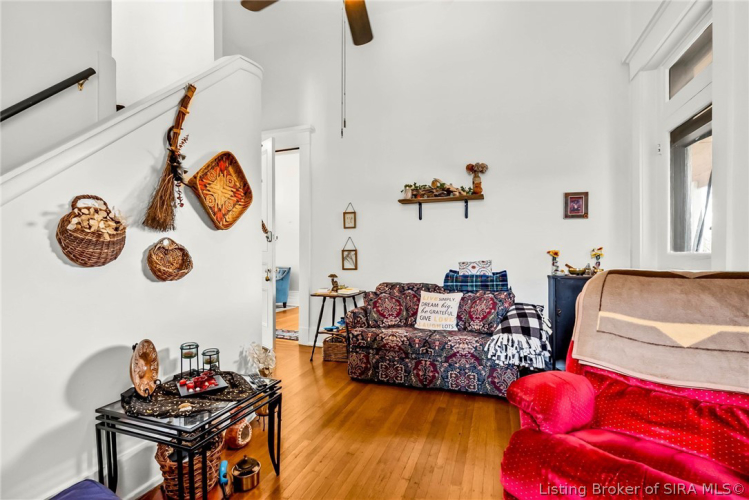 Listing Image 53
