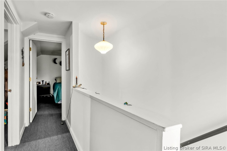Listing Image 54