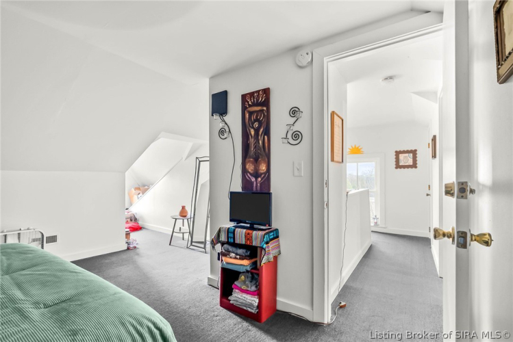 Listing Image 58