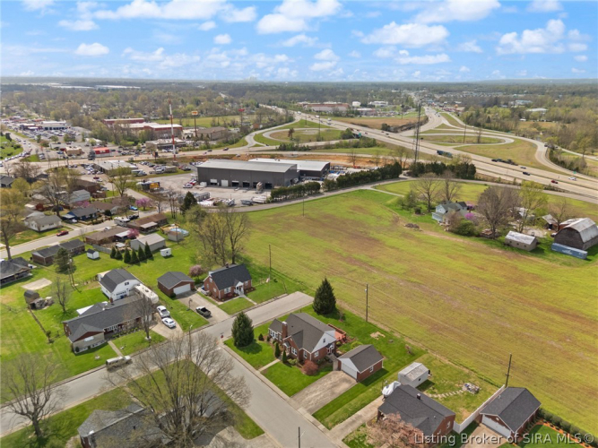 Listing Image 13