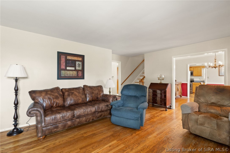 Listing Image 20