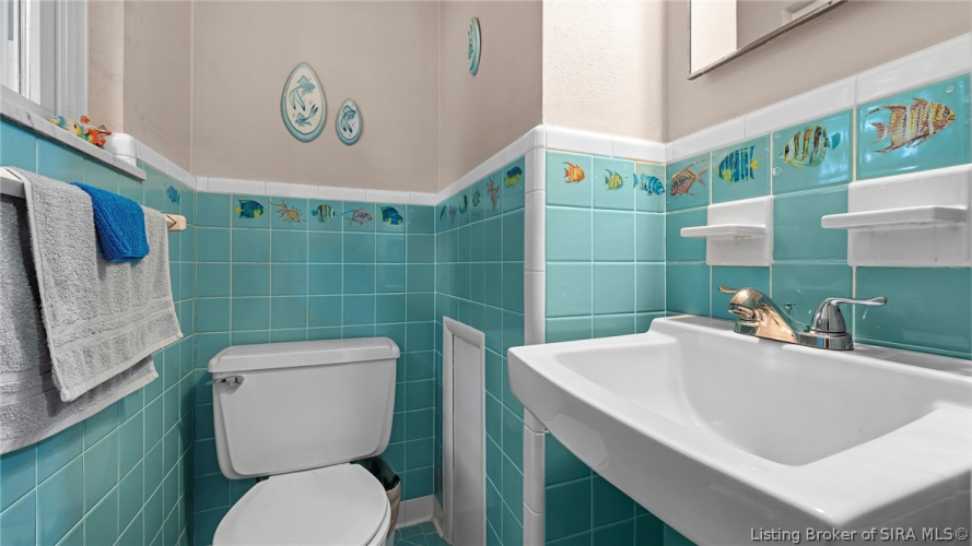 Listing Image 12