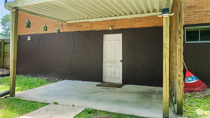 Listing Image 18