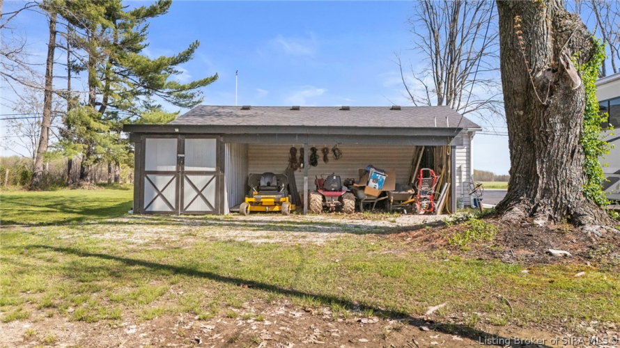 Listing Image 9
