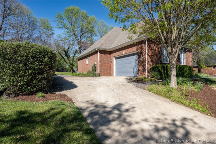 Listing Image 37