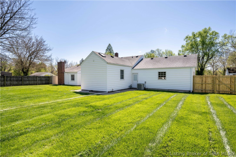 Listing Image 18