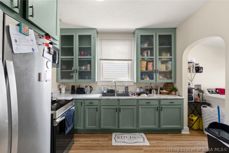 Listing Image 15