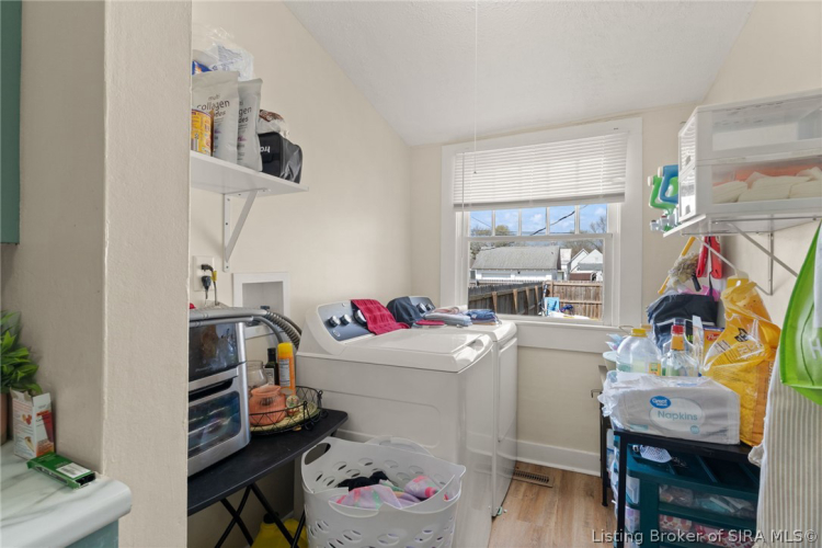 Listing Image 23