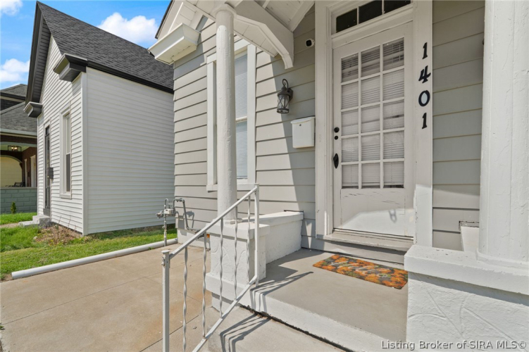 Listing Image 6