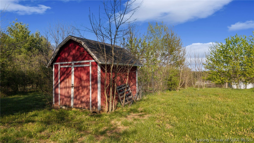 Listing Image 15