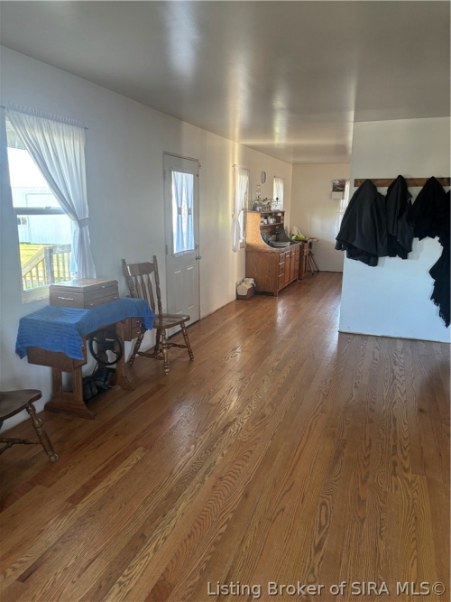 Listing Image 24