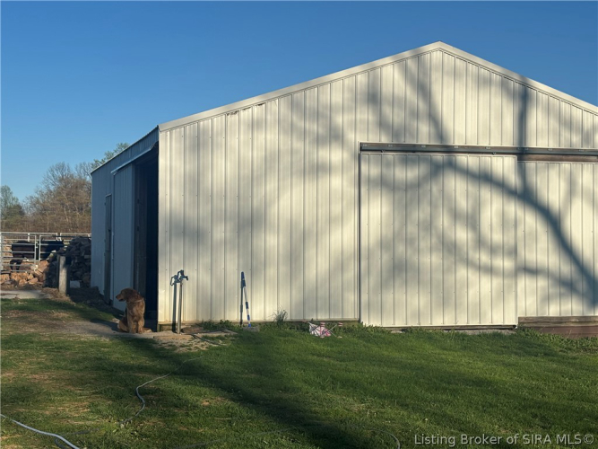 Listing Image 6