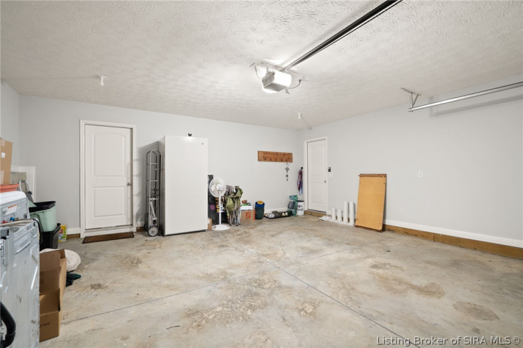Listing Image 52
