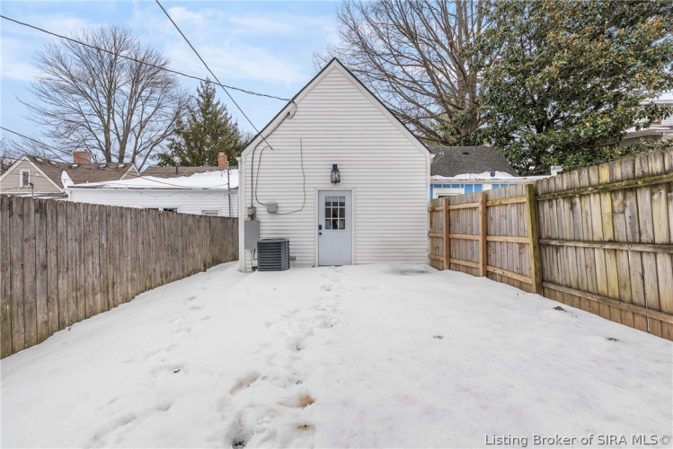 Listing Image 32