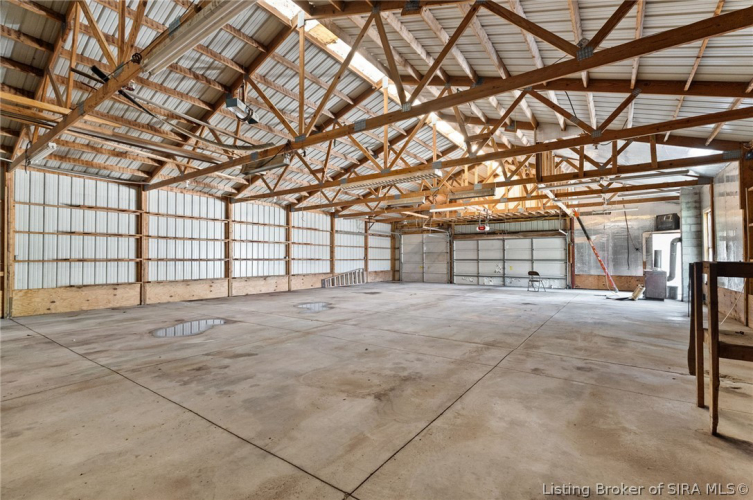 Listing Image 32