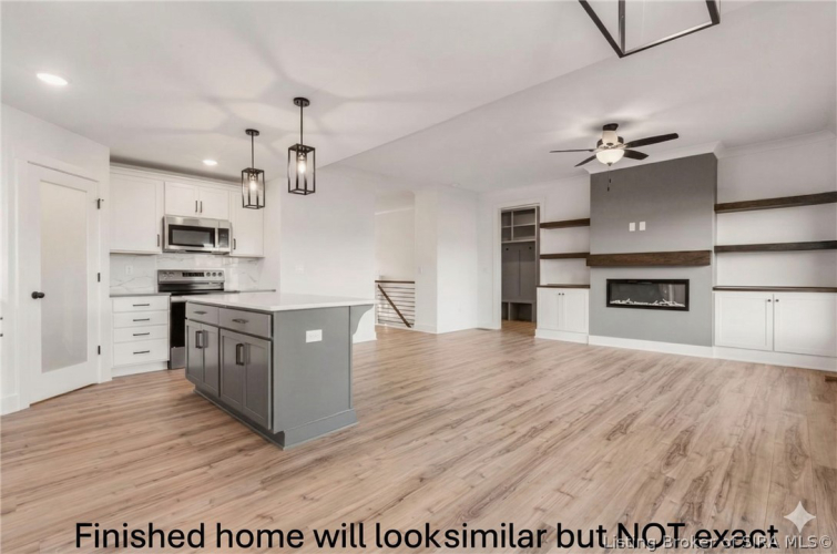 Listing Image 11