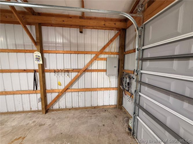Listing Image 27