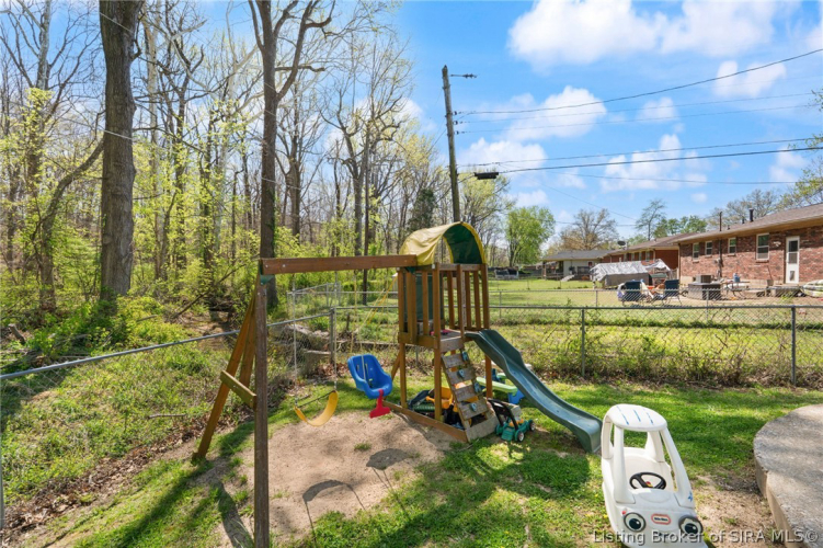 Listing Image 23