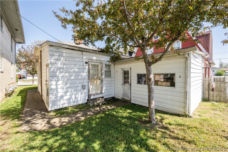 Listing Image 19
