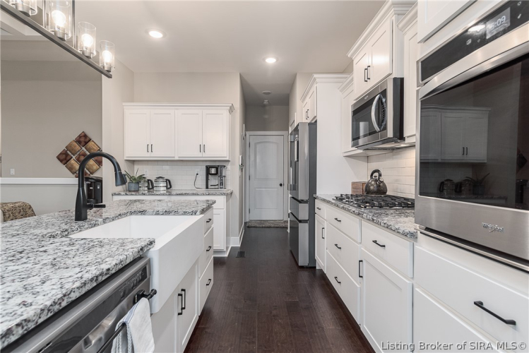 Listing Image 22
