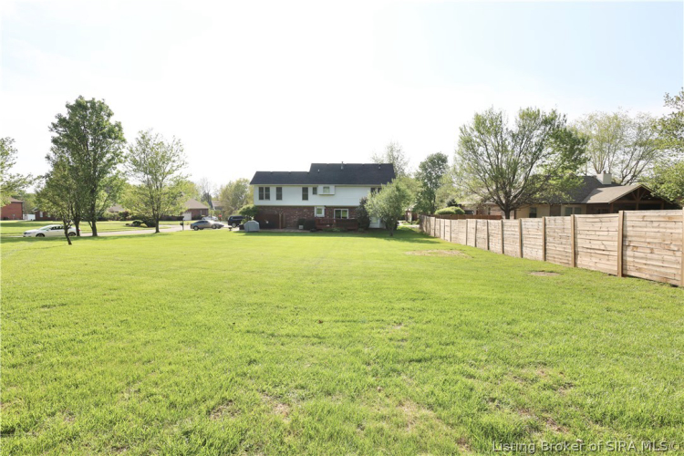 Listing Image 13