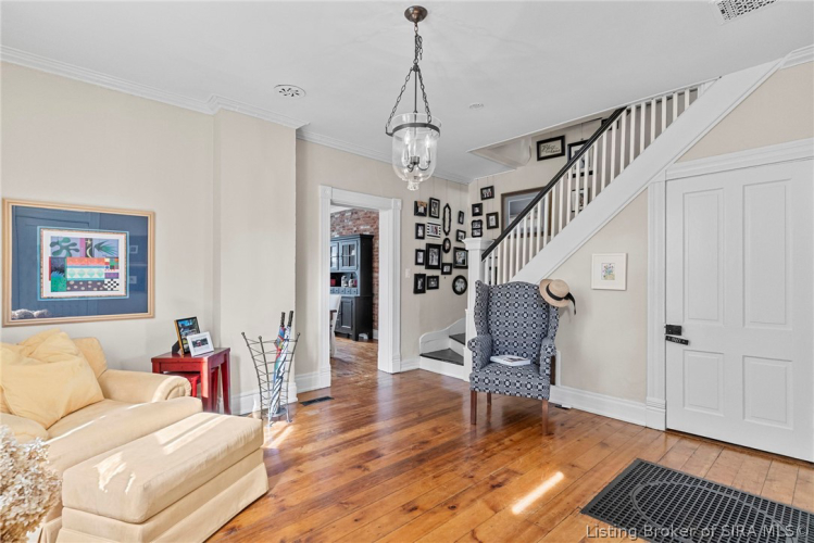 Listing Image 23
