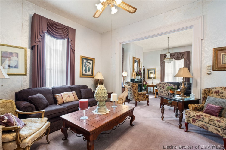 Listing Image 15