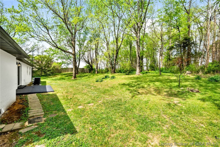 Listing Image 26