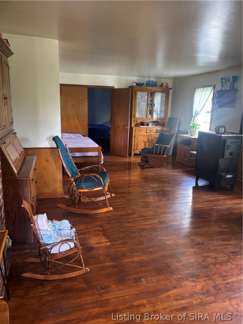 Listing Image 22