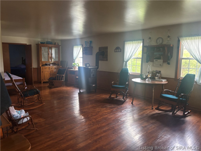 Listing Image 23