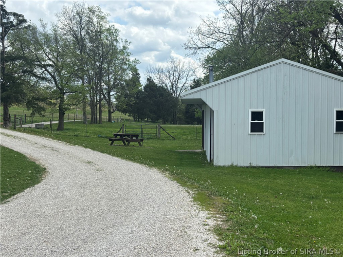 Listing Image 41