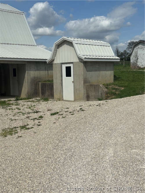 Listing Image 49