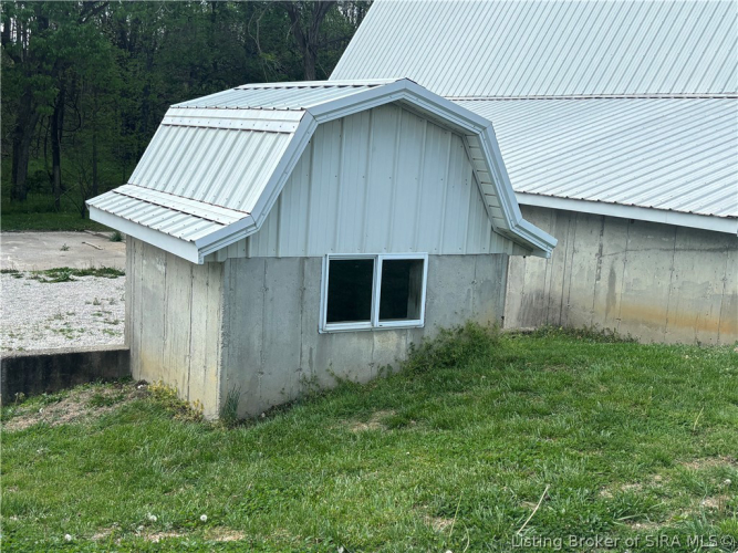 Listing Image 50