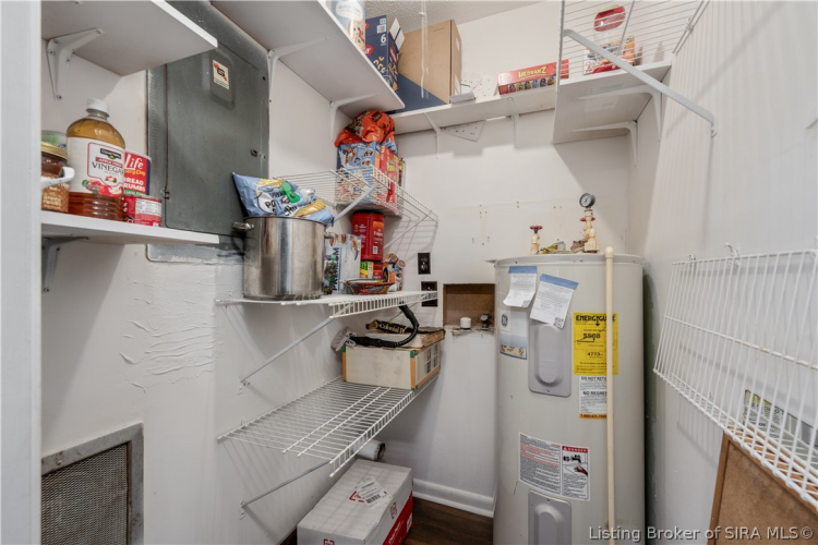 Listing Image 20