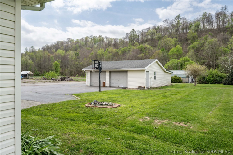 Listing Image 23