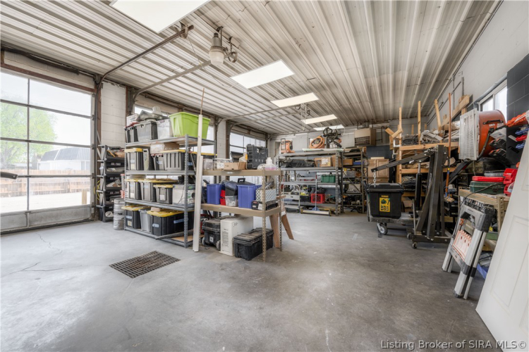 Listing Image 22