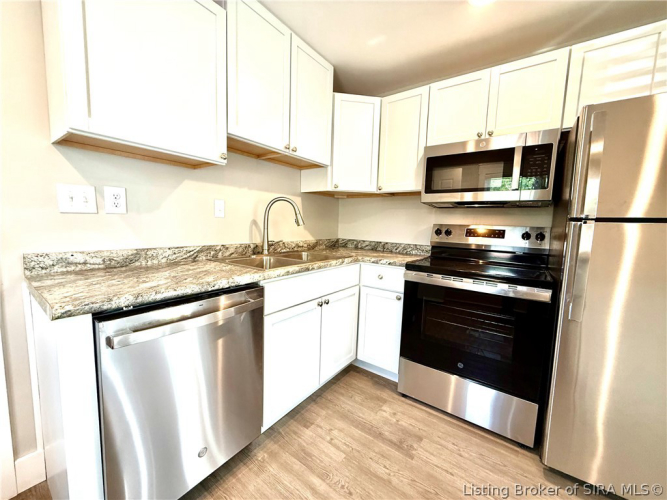 Listing Image 13