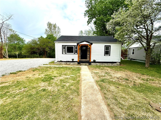 Listing Image 3
