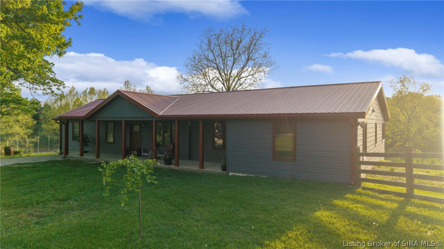Listing Image 4
