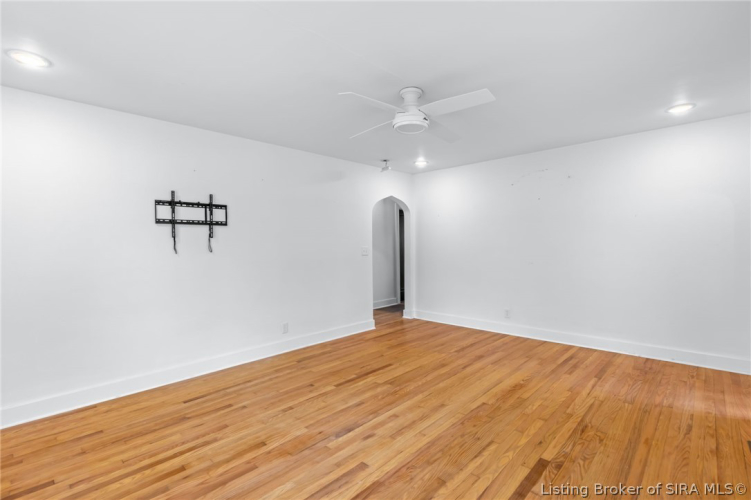 Listing Image 20