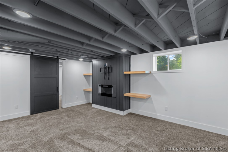 Listing Image 59