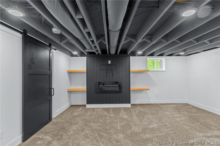 Listing Image 61