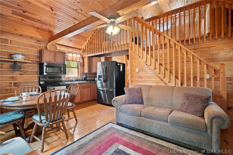 Listing Image 13